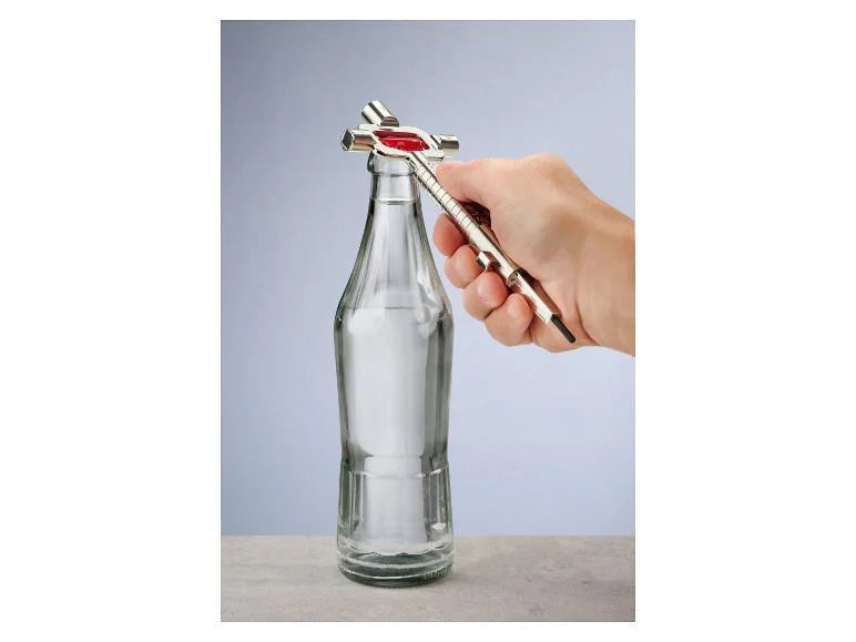 Llave de montaje universal para fontanería / Llave universal de obra